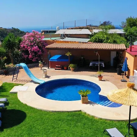 Jimena With Pool And Hot Tub Spainsunrentals 1160